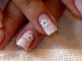Decoração de unhas para Noivas.